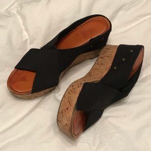 Size 8 wedge black shoes